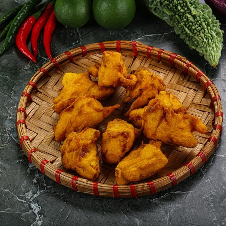 Savor Our Crispy Pakora